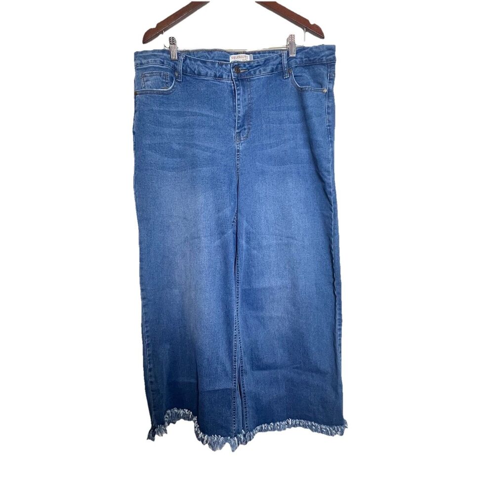 Celebrity Ace Wide-Leg Cropped Jeans Woman’s  Plus Sz 22 Denim with Frayed Hem